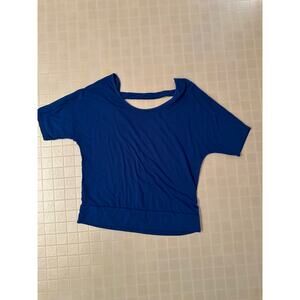 Tee shirt ladies size medium in blue